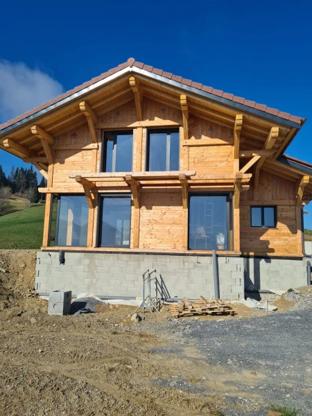 Chalet poteaux poutre en douglas