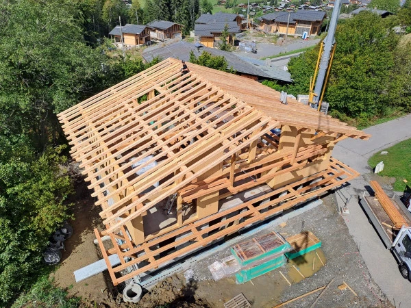 Construction chalet mélèze étuvé 